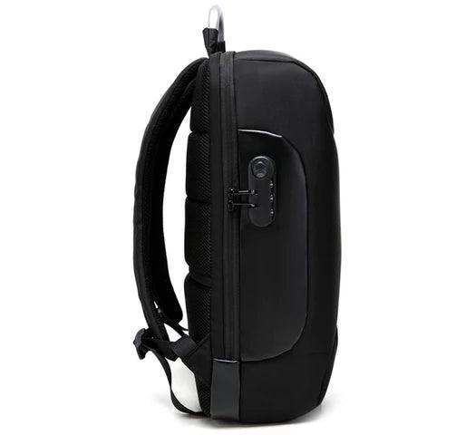 Mochila KOLKE Traveler para Notebook de hasta 15.6" con Candado TSA y Tela Oxford Impermeable 1200D - Tienda Universo